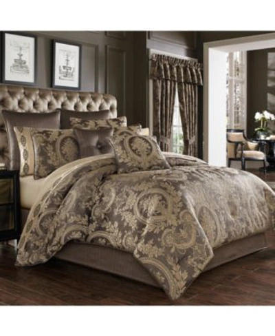 J Queen New York Five Queens Court Neapolitan Comforter Sets Bedding In Mink