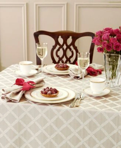 Lenox Laurel Leaf Table Linen Collection In White