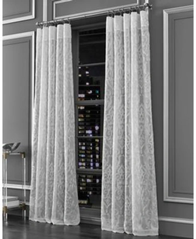 J Queen New York Luxembourg Window Treatments Bedding In Silver-tone