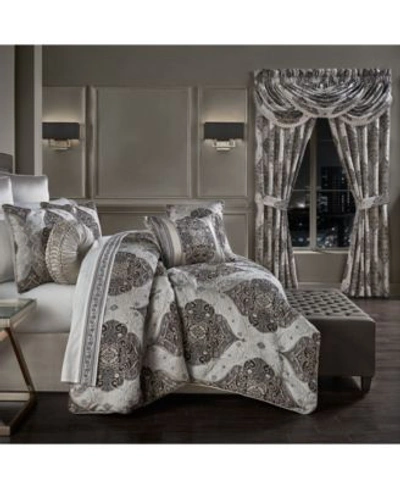 J Queen New York Desiree Comforter Sets Bedding In Silver