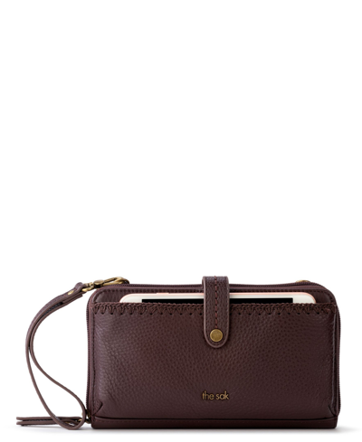 The Sak Iris Leather Smartphone Convertible Crossbody Wallet In Mahogany