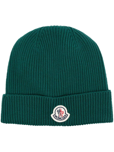 Moncler Logo-patch Ribbed-knit Beanie In Pine Green
