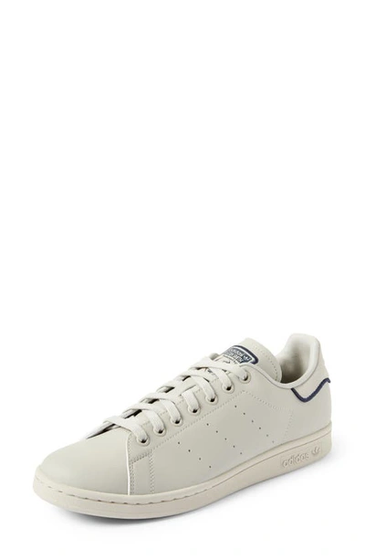Adidas Originals Stan Smith Low Top Sneaker In White