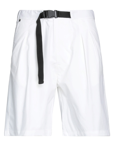 Messagerie Man Shorts & Bermuda Shorts White Size 28 Cotton