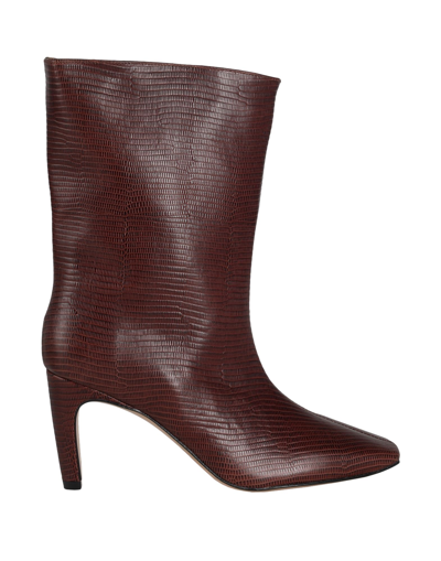 Mychalom Ankle Boots In Brown