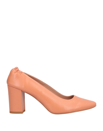 Alysi Pumps In Salmon Pink