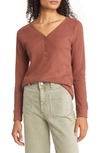 Caslon Waffle Knit Organic Cotton Blend Henley Top In Brown Mink