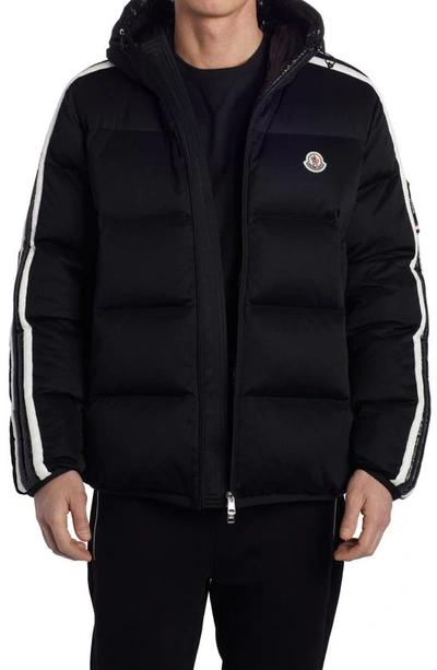 Moncler Sanbesan Quilted Down Jacket In Black