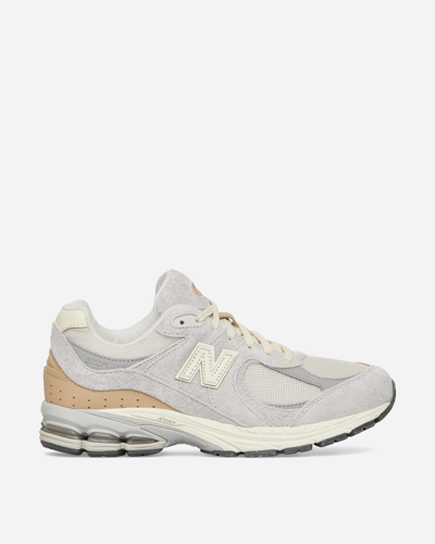 New Balance 2002r Sneakers Natural In Grey/beige/brown