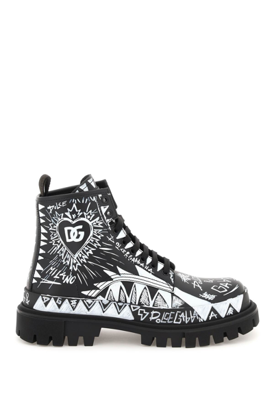 Dolce & Gabbana Graffiti-print Lace-up Boots In Black