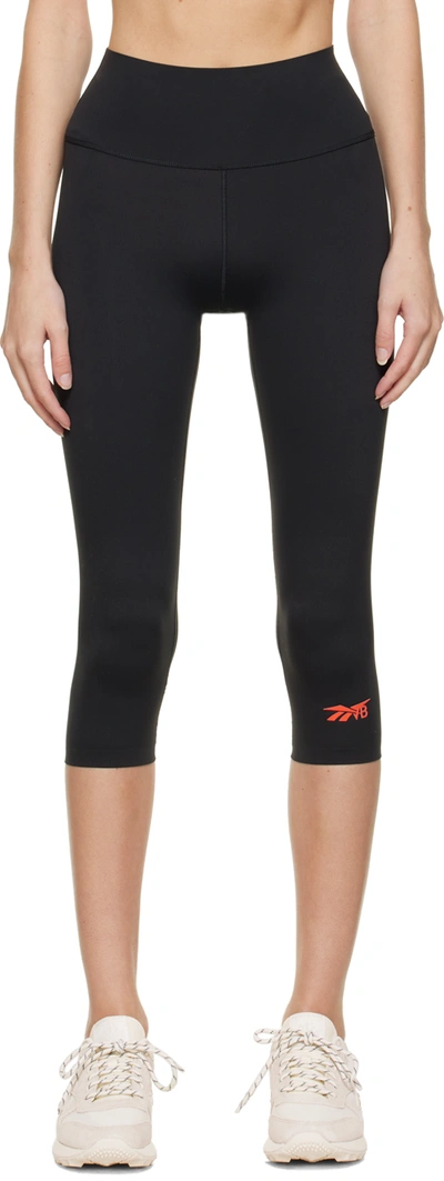 Victoria Beckham Cropped Rear Logo-print Leggings In Schwarz
