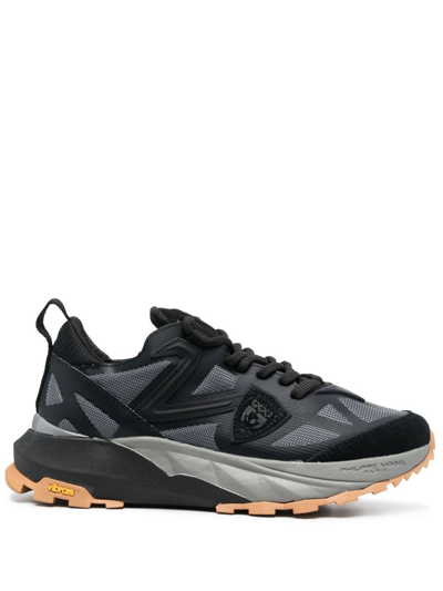 Philippe Model Paris Rocx Low-top Sneakers In Black