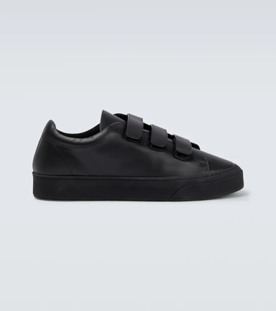 The Row Dean Leather Low-top Sneakers In Black