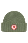 Fjall Raven 1960 Logo Beanie In Caper Green