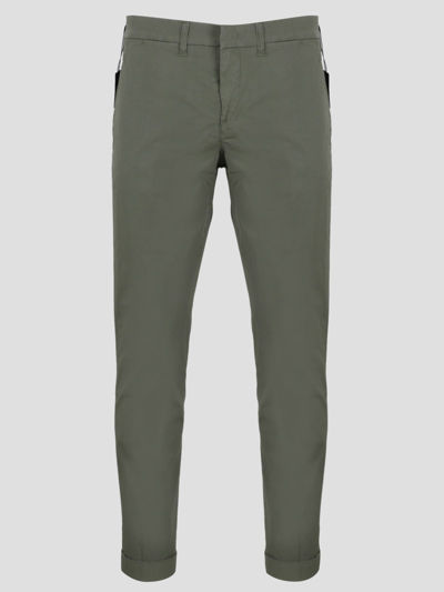 Fay Chino Slim Trousers In Green