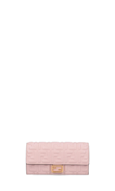 Fendi Continental Baguette Wallet In Rosa