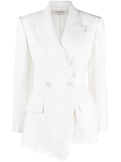 Alexander Mcqueen Asymmetric Double-breasted Blazer In Weiss