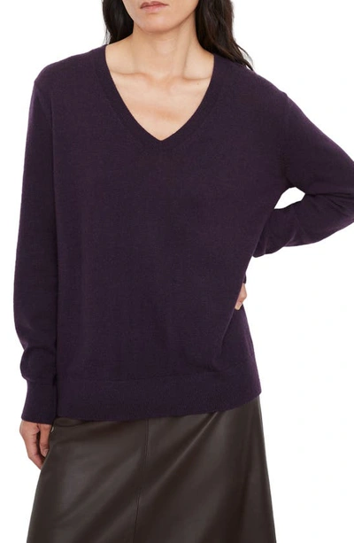 Vince Weekend Cashmere Pullover Sweater In Dark Mulberry