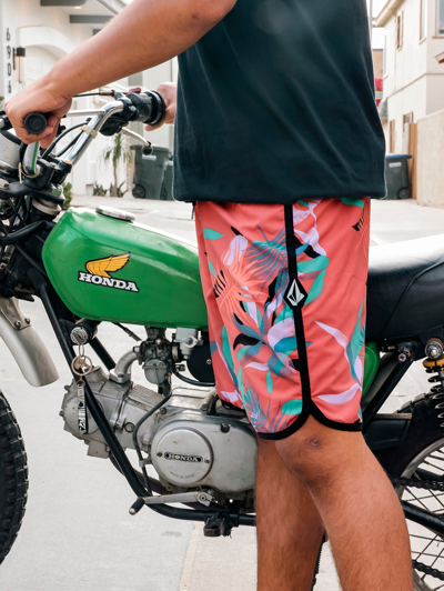 Volcom Platter Scallop Mod-tech Trunks - Living Coral In Multi