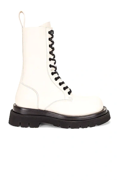 Bottega Veneta 40mm Lug Leather Combat Boots In White