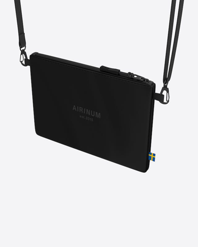Airinum Shoulder Bag In Black