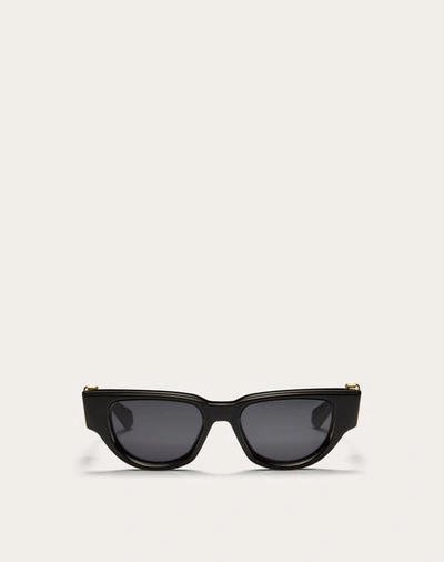 Valentino Garavani Black Vlogo Cat-eye Frame Sunglasses In Black/dark Grey