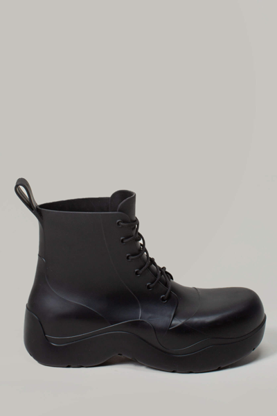 Bottega Veneta Puddle Ankle Boot In Black