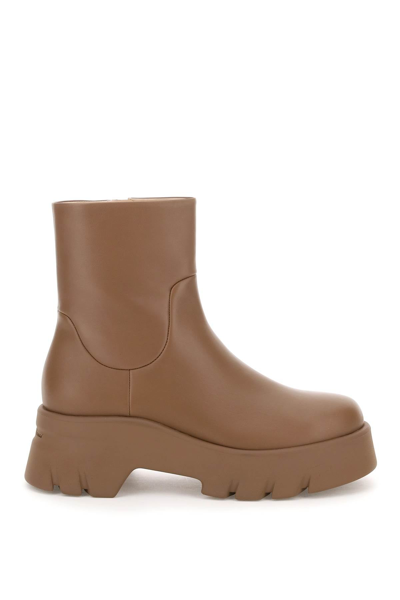 gianvito rossi boots beige