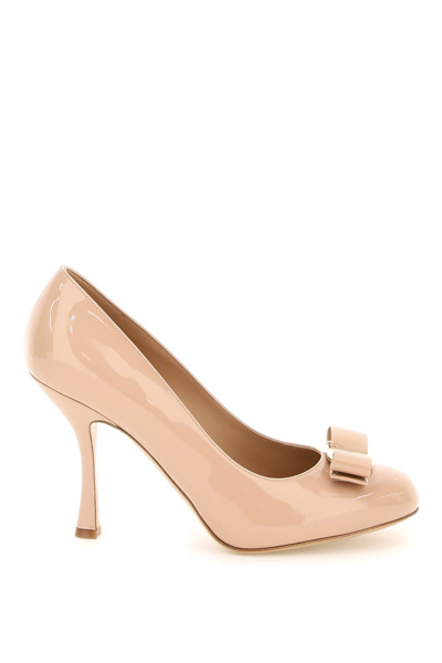 Ferragamo Kali Patent Leather Logo Pumps In Beige