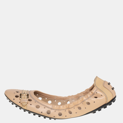 Pre-owned Tod's Beige Leather And Patent Circle Laser Cut Scrunch Ballet Flats Size 40