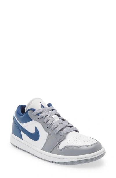 Jordan Nike Air  1 Low Sneaker In Stealth/ French Blue/ White