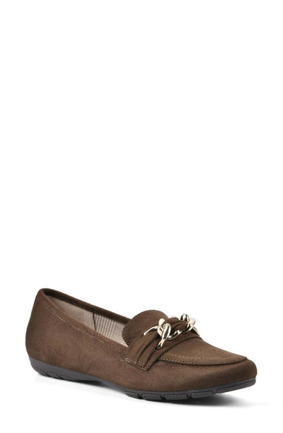 White Mountain Footwear Gainful Loafer In Brown Suede