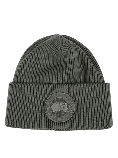 Canada Goose Arctic Toque Beanie In Grigio