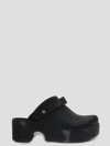 Xocoi Low Wom Flocked Clogs In Grey