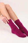 Oroblu Gwen Cable Knit Wool Blend Socks In Burgundy