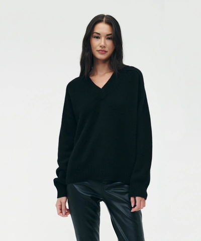 Naadam Super Luxe Cashmere V-neck Sweater In Black