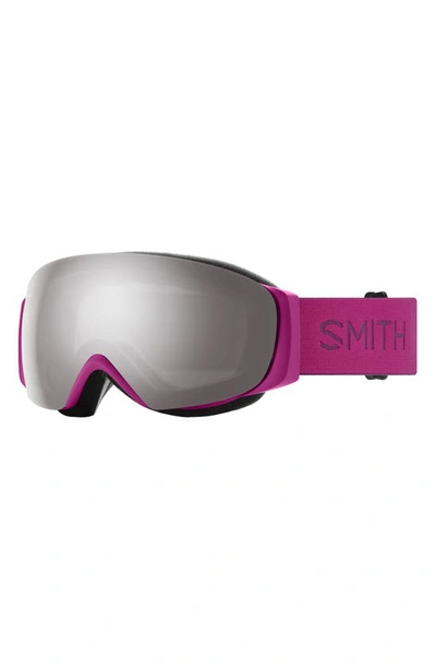 Smith I/o Mag™ 164mm Snow Goggles In Fuchsia / Chromapop Platinum