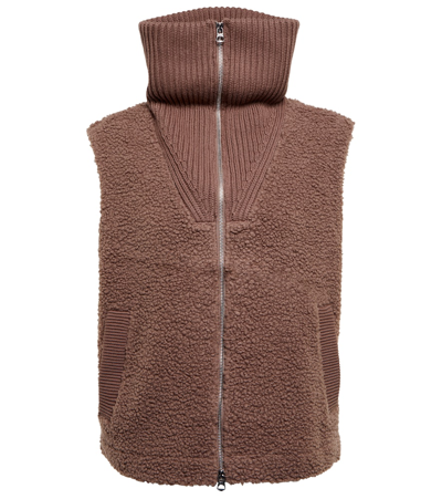 Varley Teddy Zipped Vest In Deep Taupe