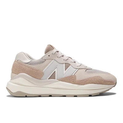 New Balance 5740 Trainer In Beige/white/brown