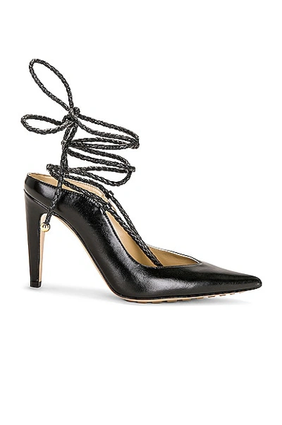 BOTTEGA VENETA LACE UP PUMPS