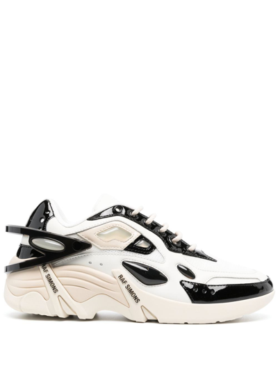 Raf Simons Cylon-21 Low-top Trainers In Weiss
