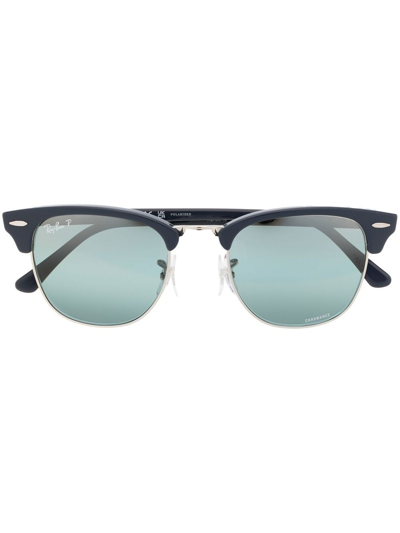 Ray Ban Contrasting-bridge Detail Sunglasses In Blau