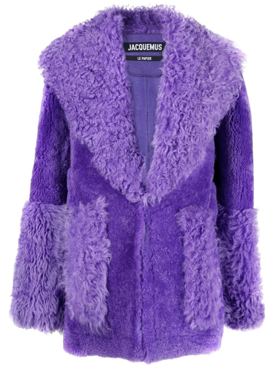 Jacquemus Shawl-lapel Shearling-trim Coat In Purple