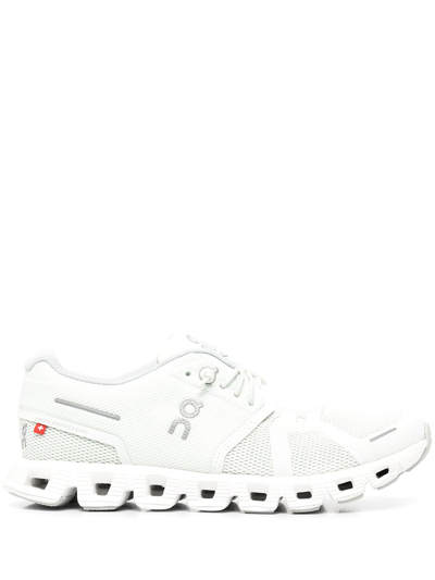 On Running Side Logo-print Detail Sneakers In White