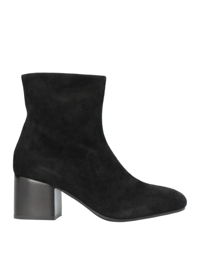 Marni Ankle Boots In Black
