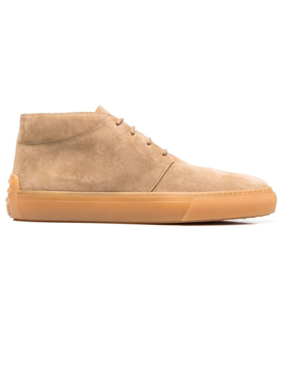 Tod's Suede Chukka Boots In Biscuit