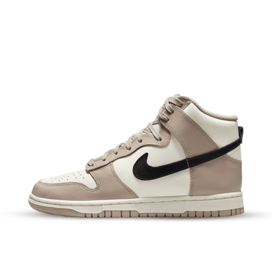 Nike Dunk High Sneakers In Brown