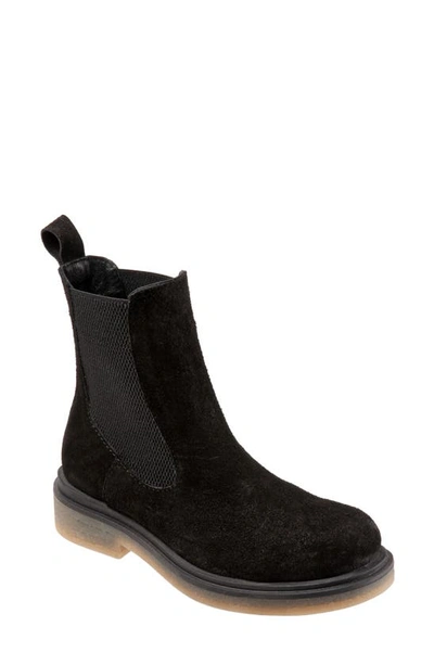 Bueno Wanda Chelsea Boot In Black Suede
