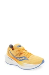 Saucony Triumph 20 Running Shoe In Gold/ Horizon