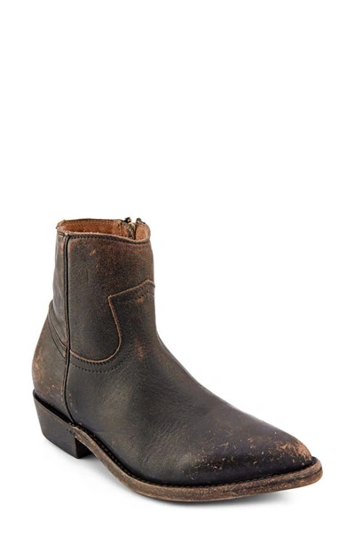 Frye Billy Western Boot In Distressed Black